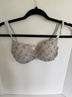 NWT PINK Victoria's Secret Heather Gray Logo T-Shirt Bra 32C